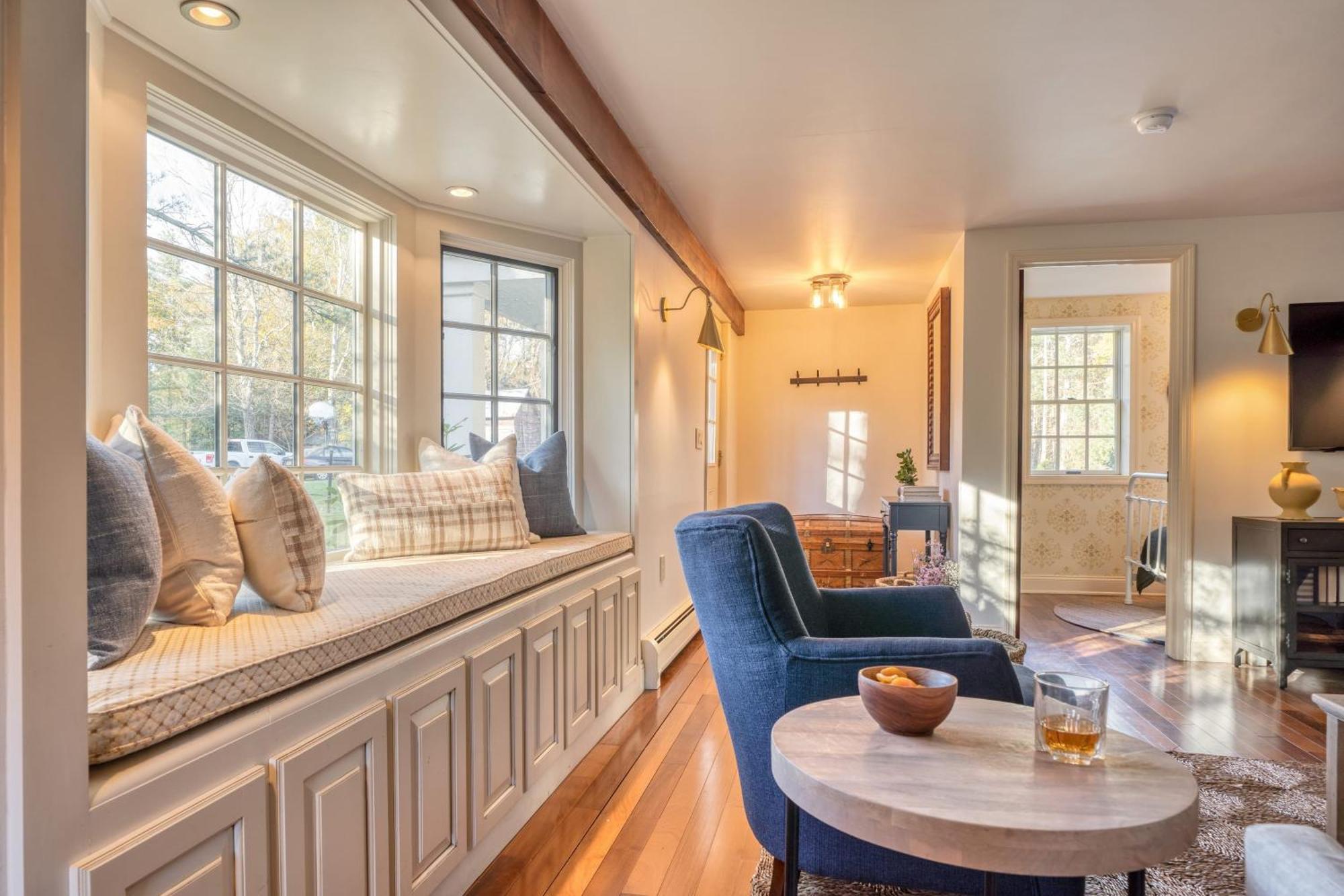 Cortland By Avantstay Charming Heritage Estate W Private Lake Pool Saugerties Esterno foto