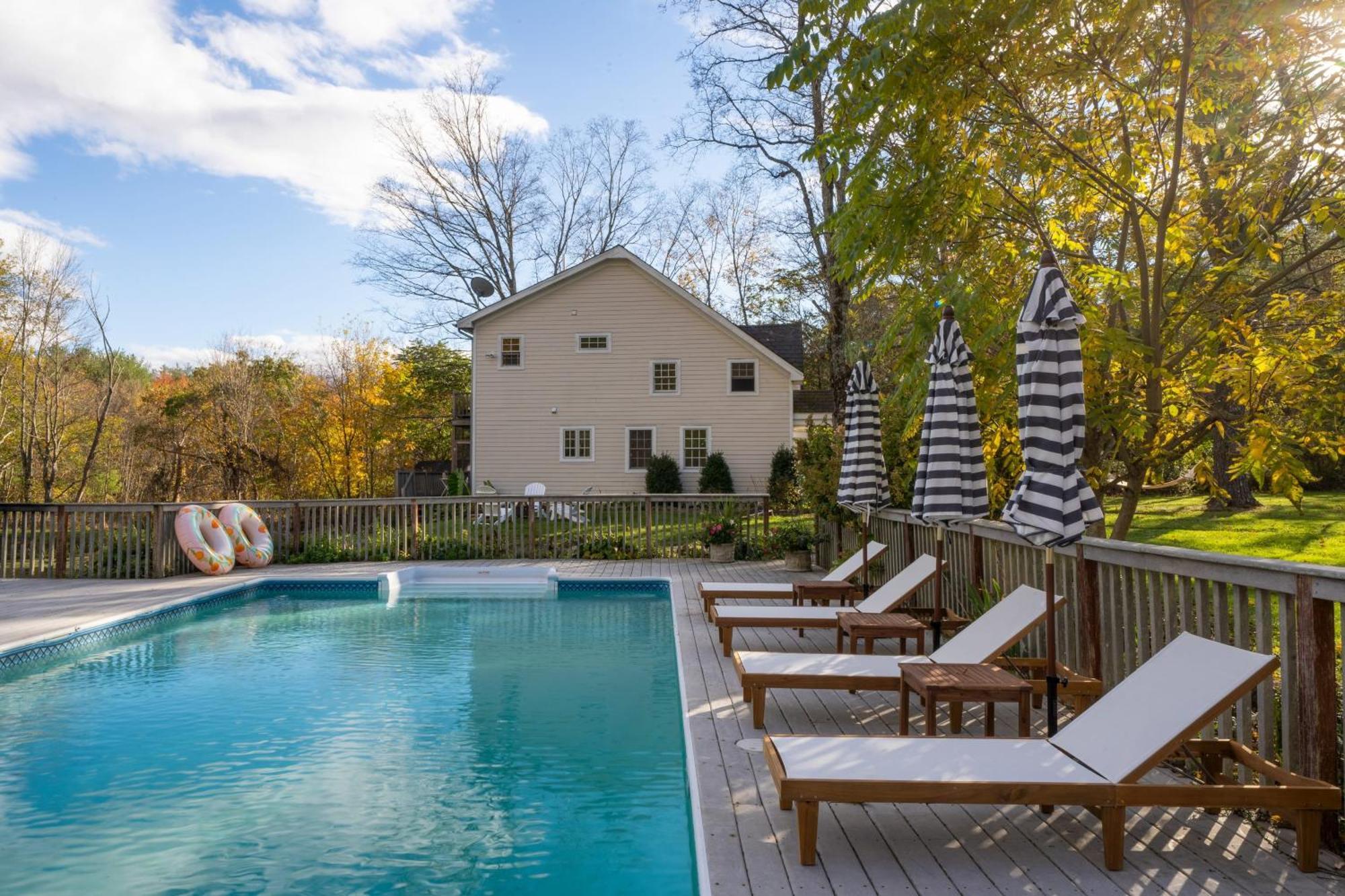 Cortland By Avantstay Charming Heritage Estate W Private Lake Pool Saugerties Esterno foto